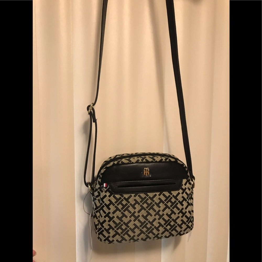 Tommy Hilfiger crossbody with pouch.